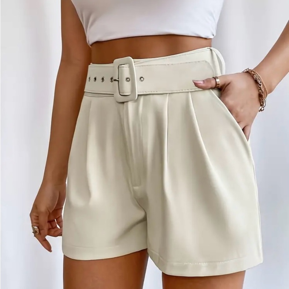 Cream High Waist Trouser Shorts with Belt Large Minimalist Chic
